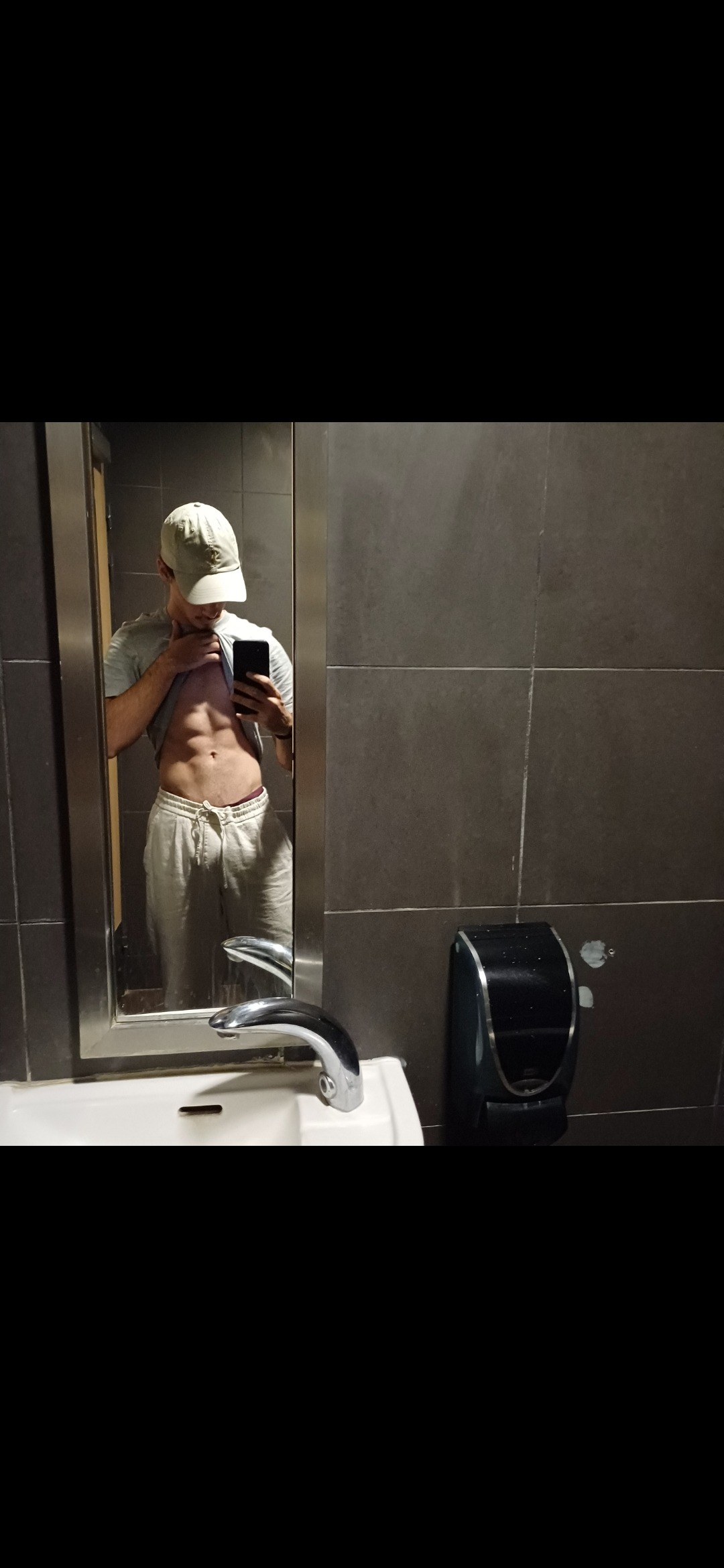 Profil de Sowan, 21 ans, Trav à Openthalt