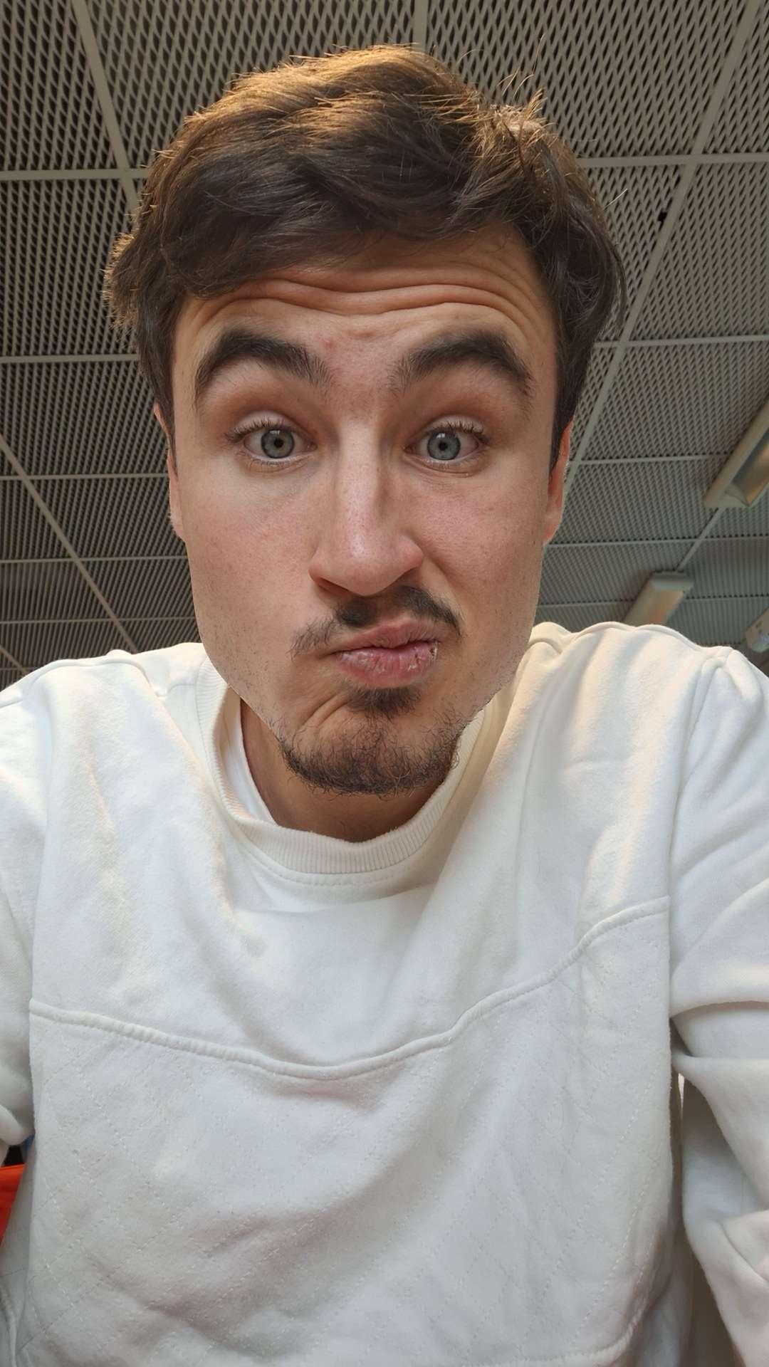 Profil de Soni, 19 ans, Trav à Hautbellain