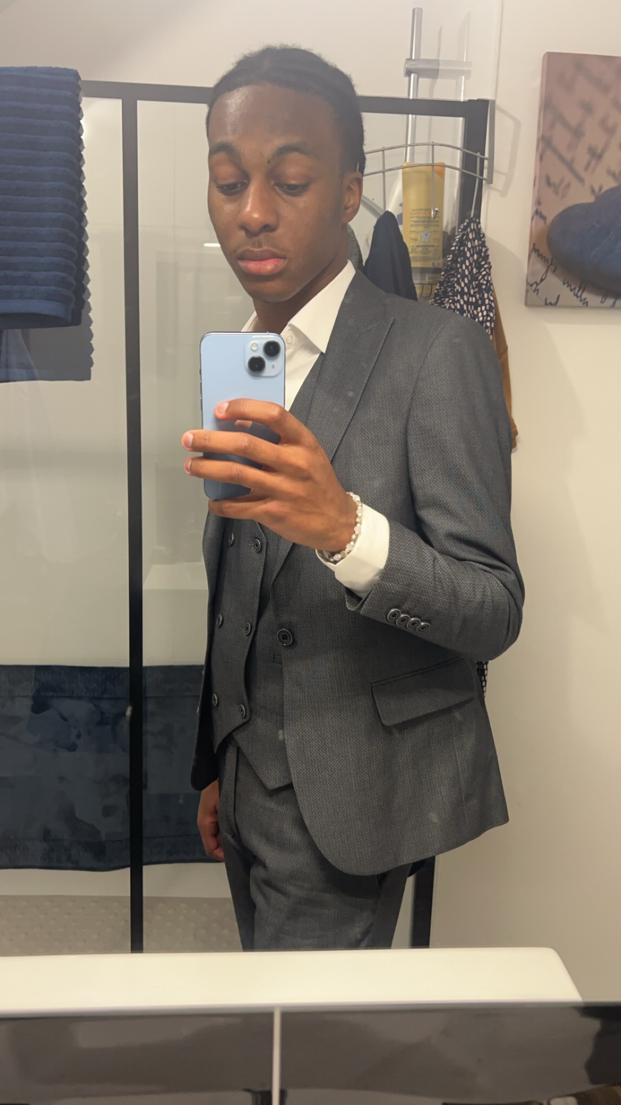 Profil de Hashim, 20 ans, Trav à Deiffelt