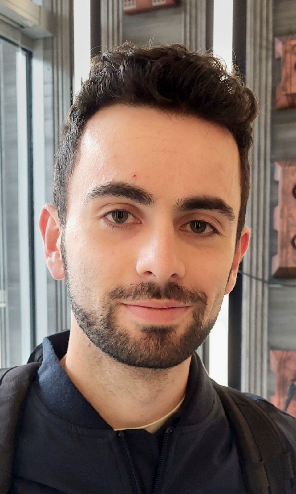 Profil de Emiliano, 24 ans, Trav à Emerange